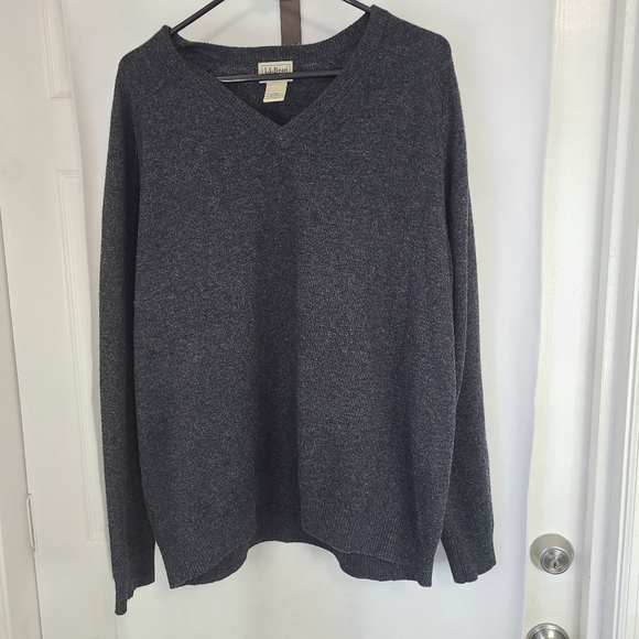 L.L.Bean Men's Classic Long Sleeve Pullover Sweater Size: XL Color: Grey - Picture 1 of 16